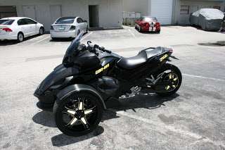 Fort Lauderdale Can Am Spyder Motorcycle Carbon Fiber and Reflective Yellow Graphics & Lettering