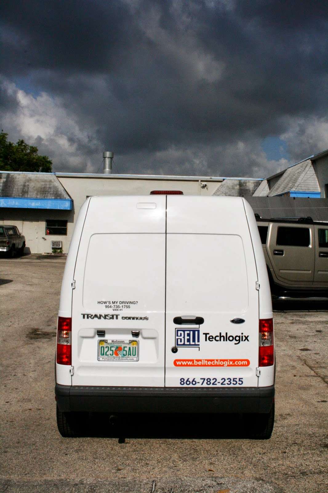 New Vinyl Lettering & Vinyl Graphics | Fort Lauderdale Florida | Ford Transit Connect Van