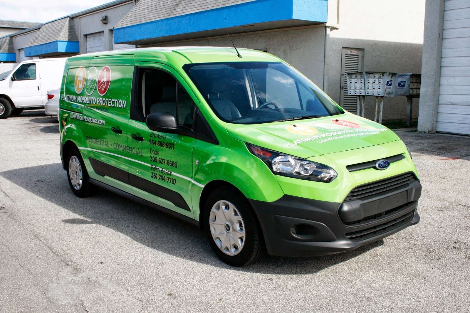 New Ford Transit Connect Vinyl Vehicle Wrap Weston Florida | Platinum Mosquito Connection