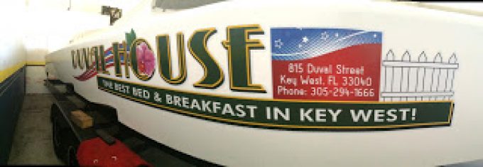 Davie Florida Race Boat Vinyl Graphics Lettering Davie Florida Race Boat Vinyl Graphics Lettering